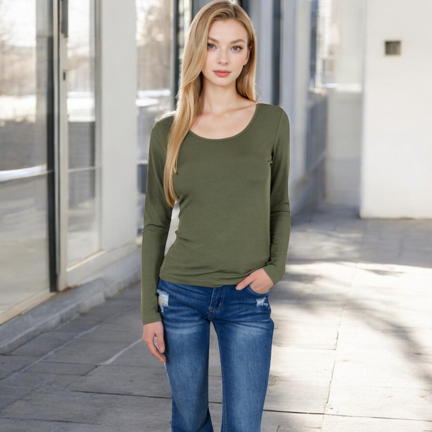 Long Sleeve Scoop Neck Stretch Knit Top