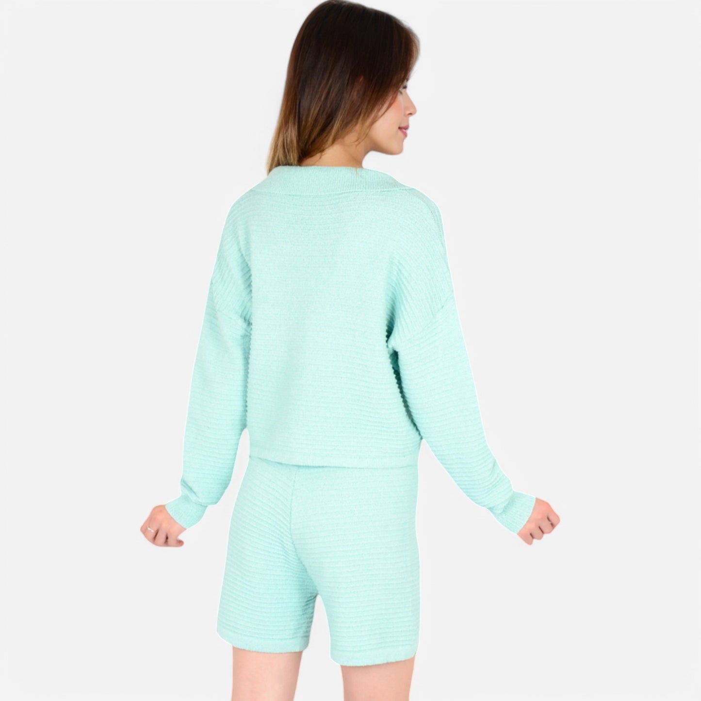 Women's Textured Long Sleeve Pullover and Shorts Set with Collared Neckline