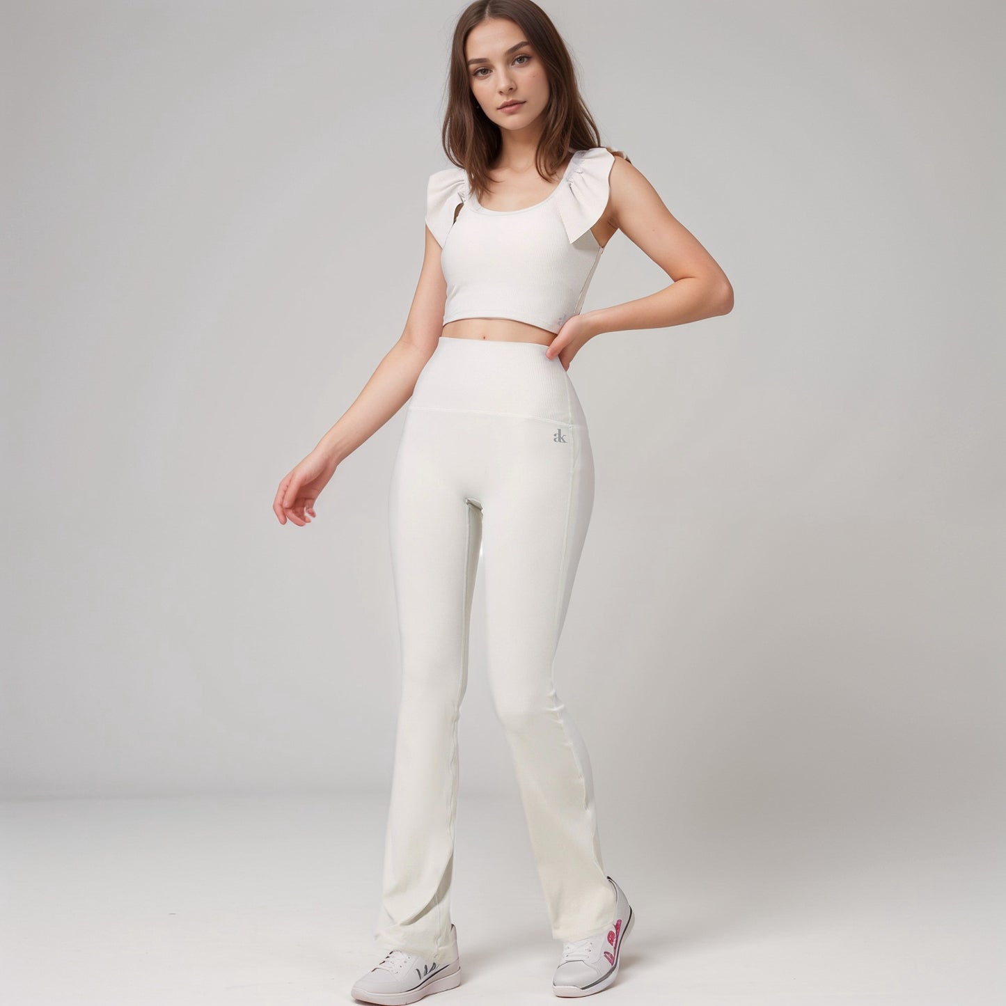 Active Women's Ribbed Scoop Neck Crop Top with Flutter Shoulder Details and Seamless Fitted Design