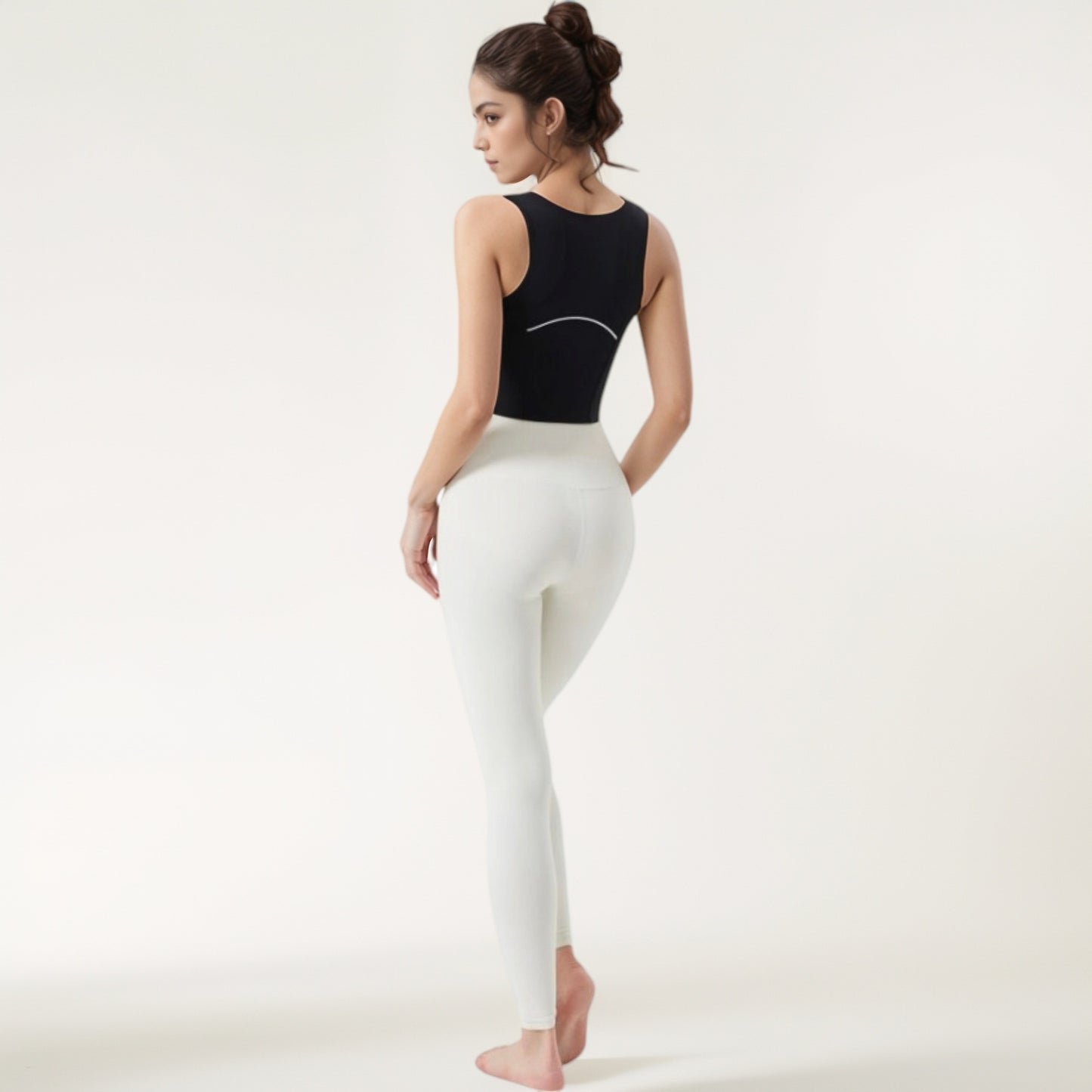 Zip-Up Cropped Athletic Tank Top with Built-In Bra and Contoured Seam Design
