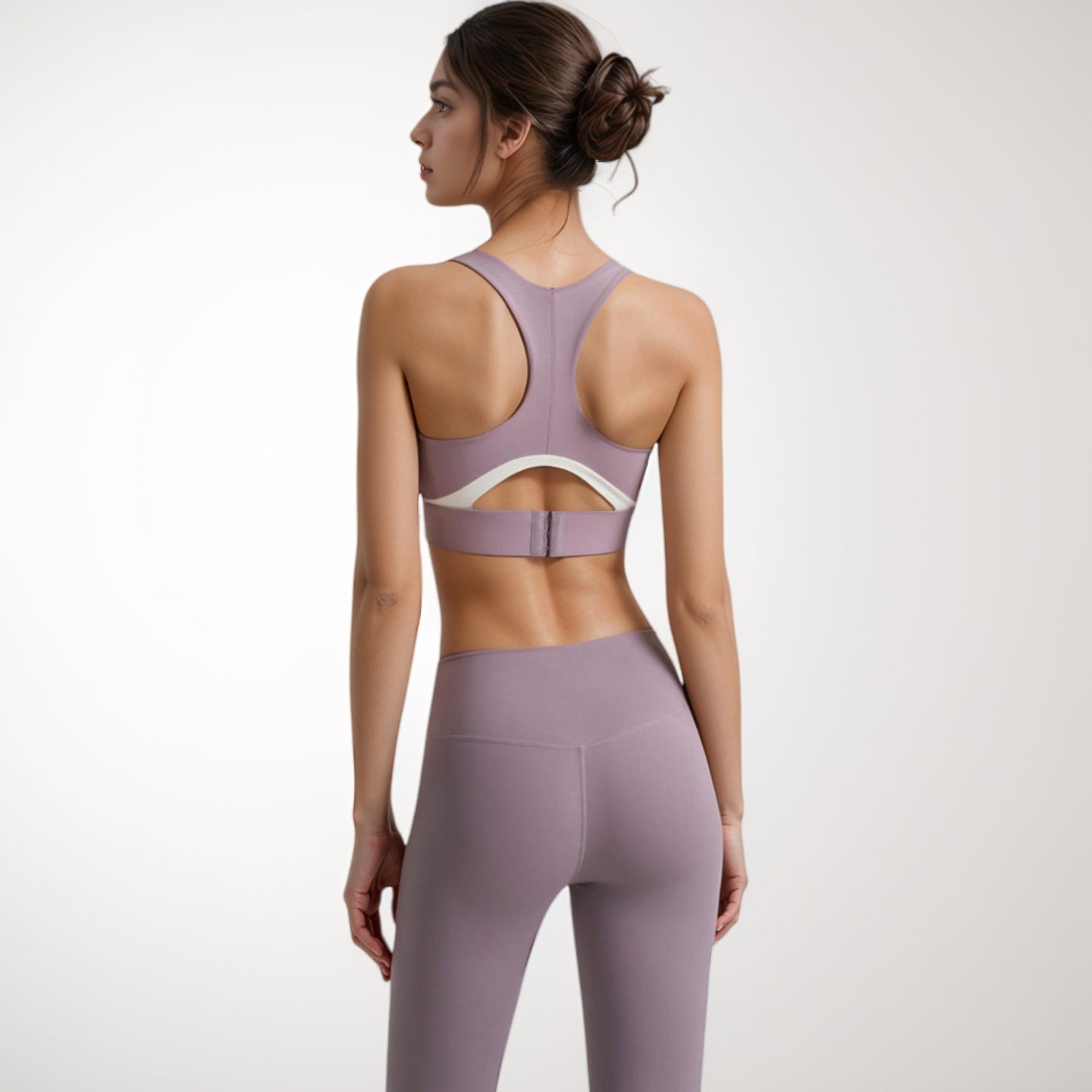 Scoop Neck Sports Bra with Wide Shoulder Straps and Elastic Band for Medium Support