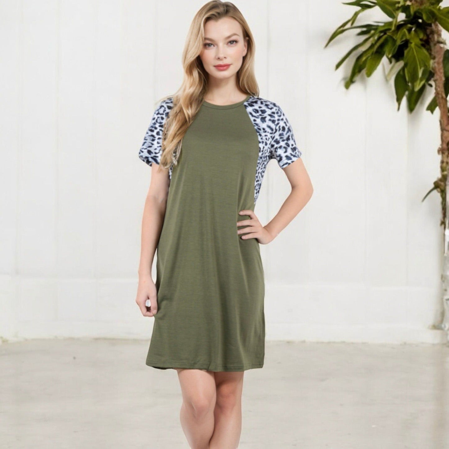 Short Sleeve Leopard Print Raglan Dress