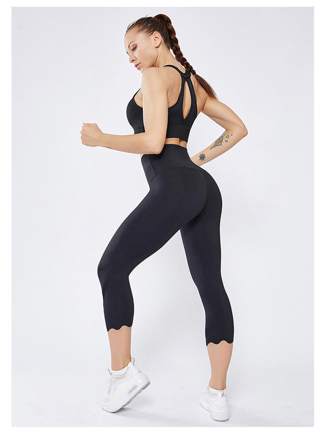Laser Engineered Scalloped Yoga Pants