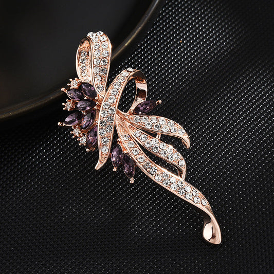 Elegant Floral Ribbon Brooch with Clear Crystals