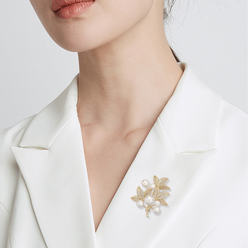 Fall Leaves Brooch with Pearls and Clear Crystals