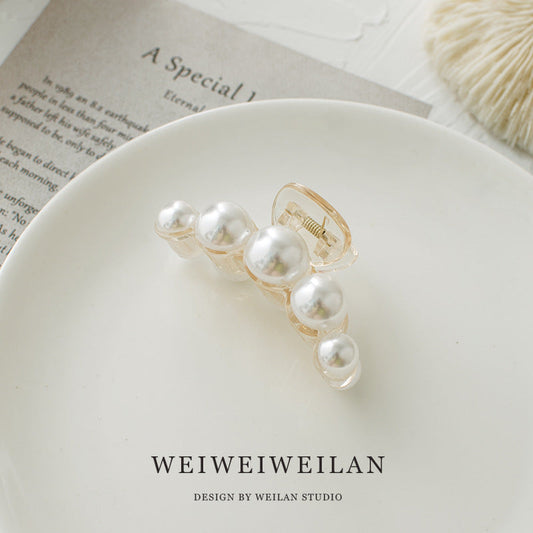 Pearl Aligned Clear Hair Claw- Medium
