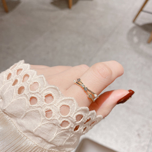 Gold Criss Cross Ring