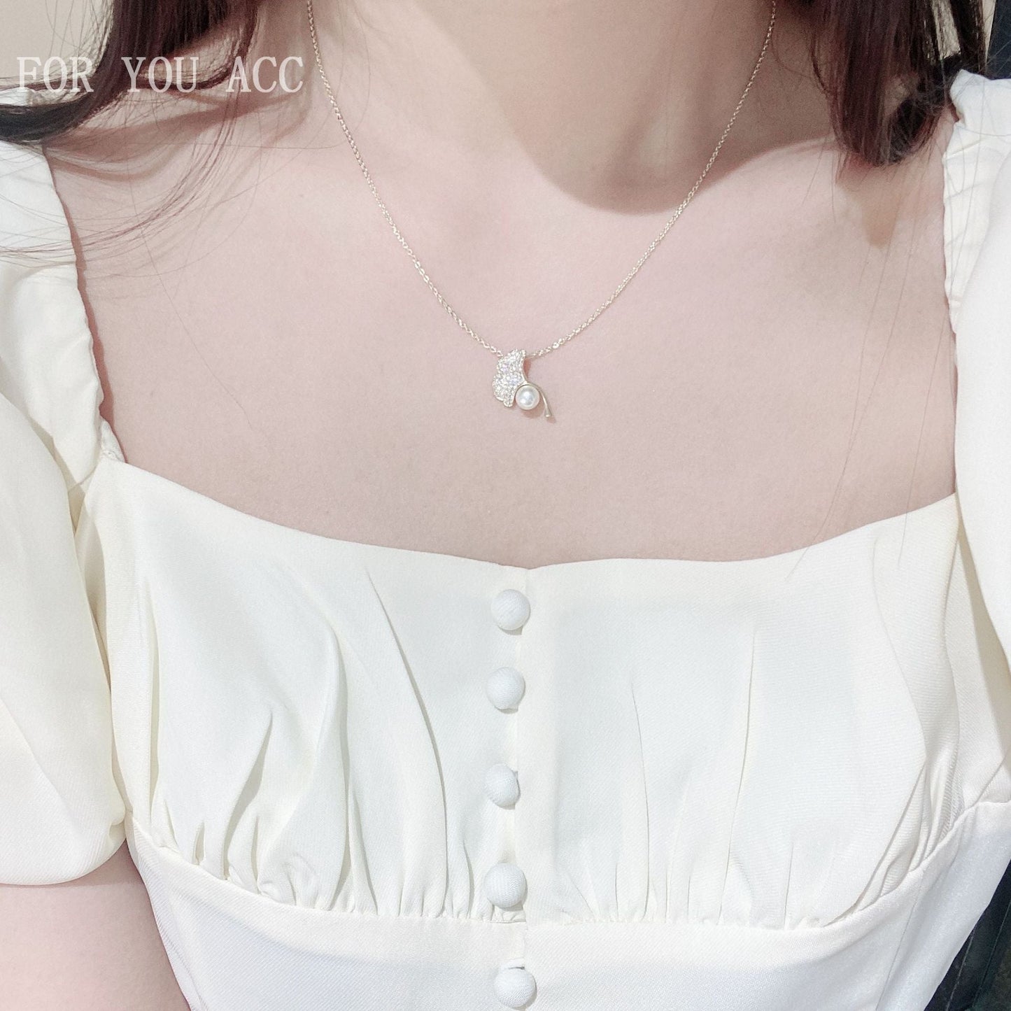 Clover Leaf Pearl Necklace