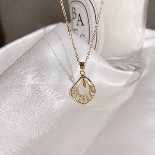 White Iridescent Shell Stone Necklace