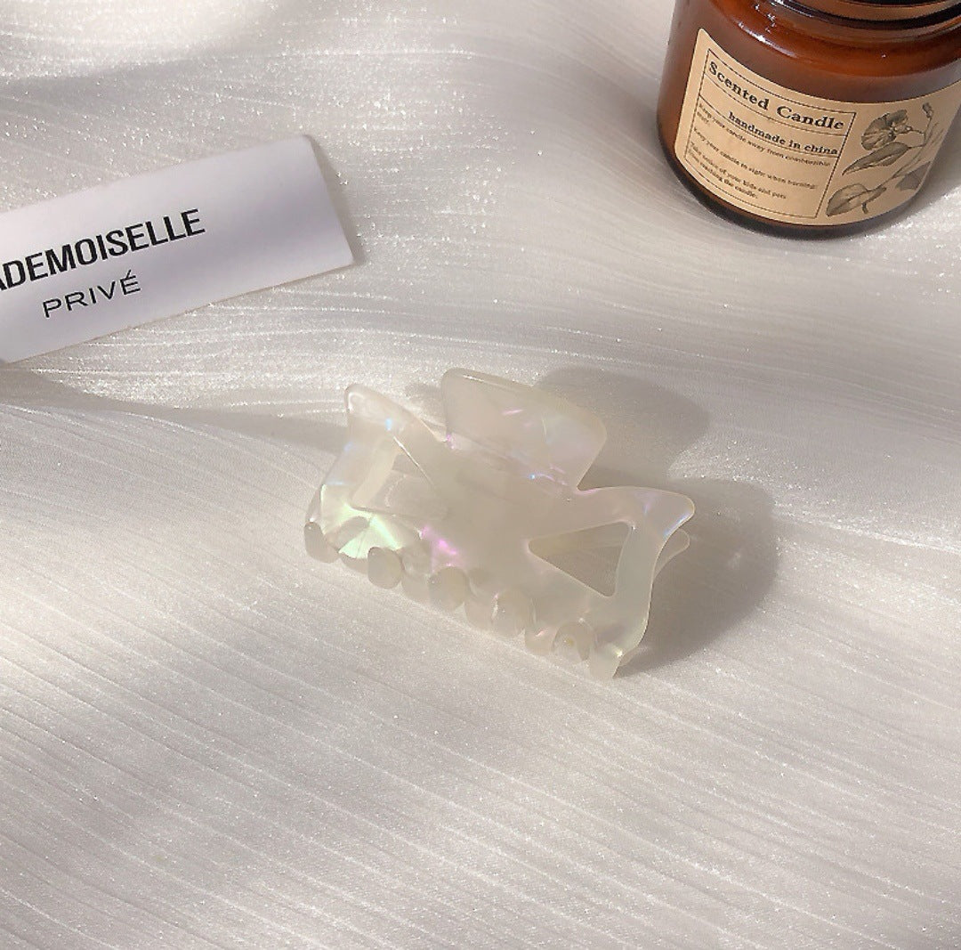 Simplistic Hair Claw Variety