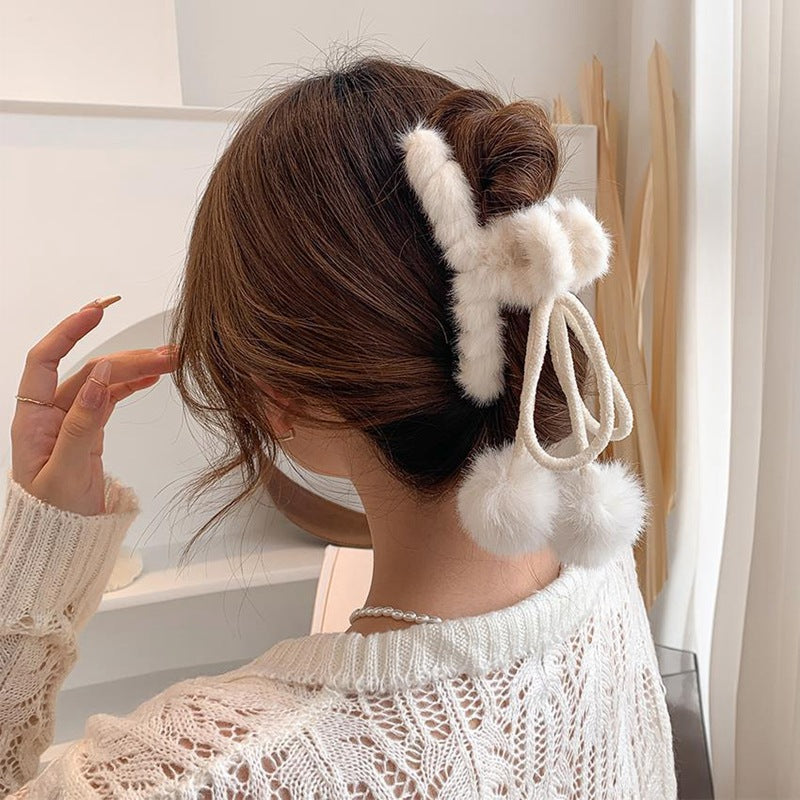 Fluffy Hair Claw Variety with Dangling Tassels