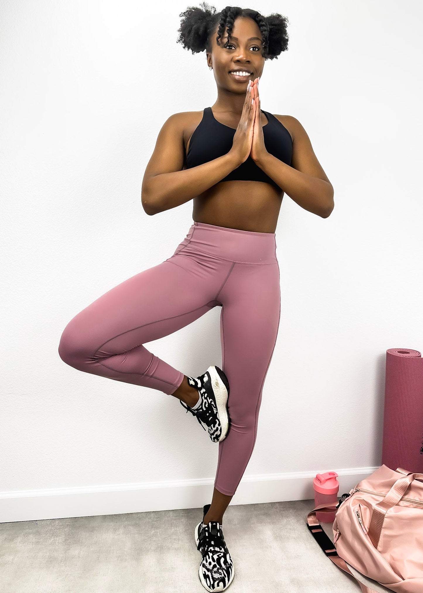 Mid-Rise Elevated Seaming Leggings