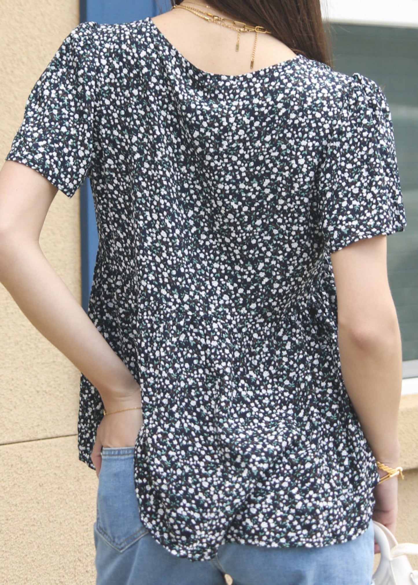 Floral Print Light Blouse