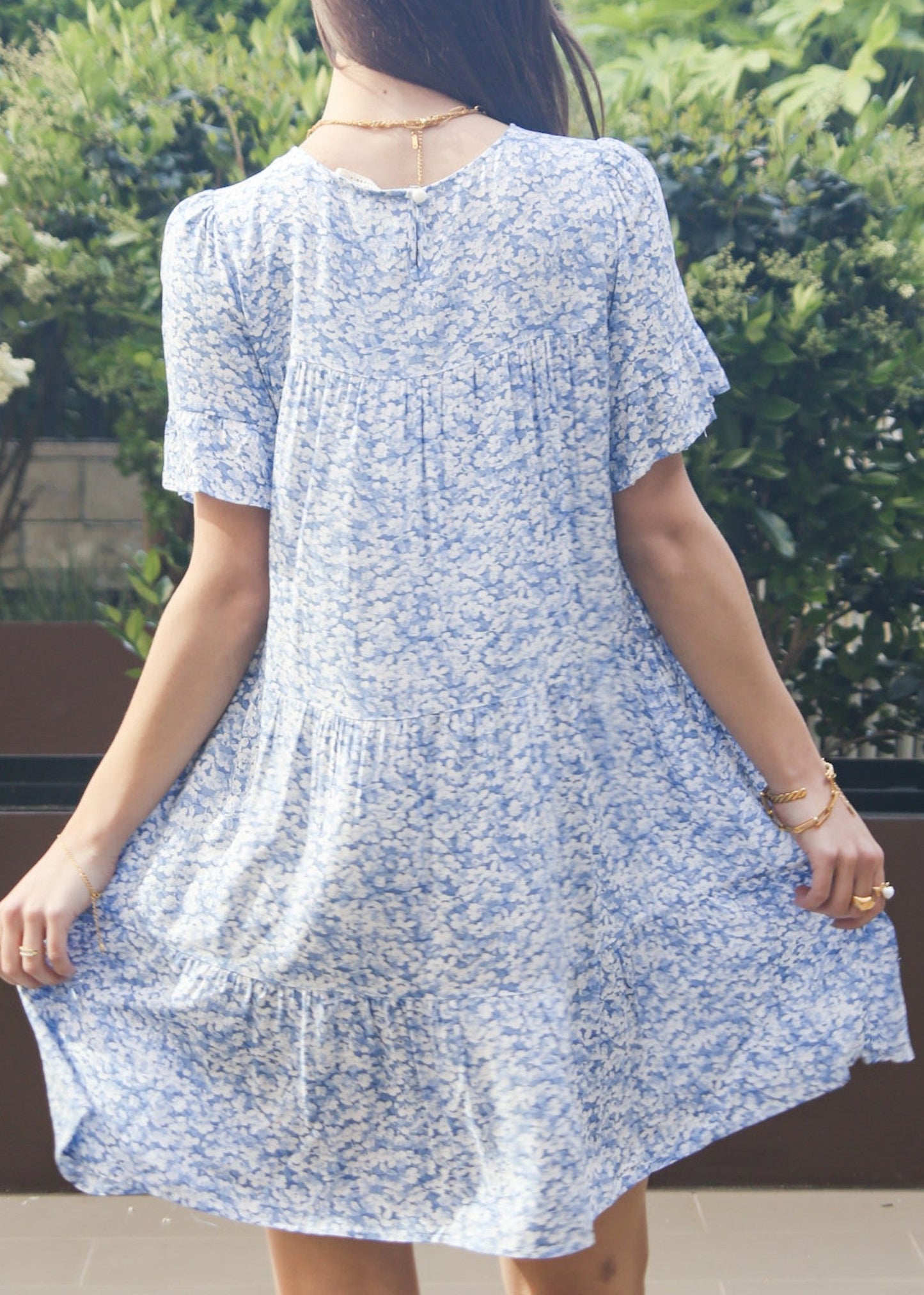 Round Neck Floral Shift Dress