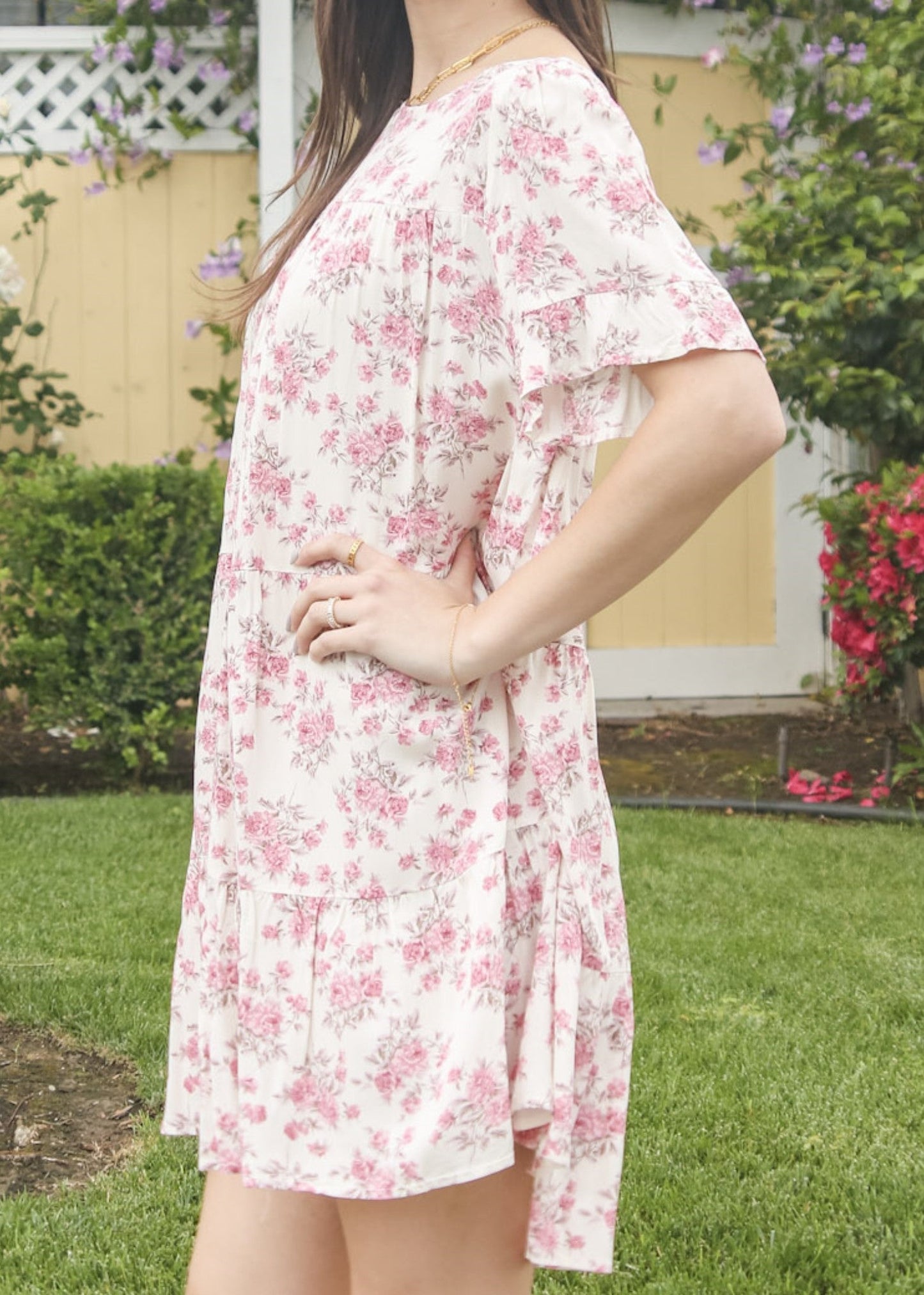 Round Neck Floral Shift Dress