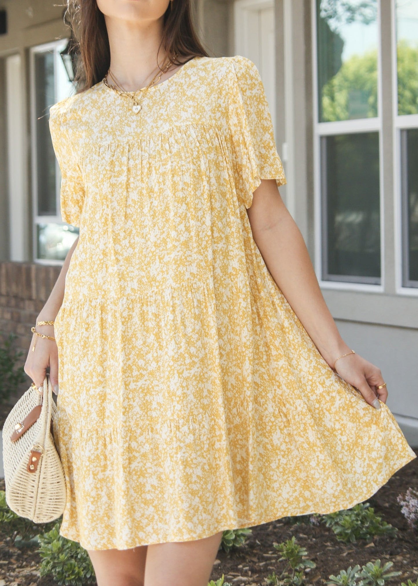 Round Neck Floral Shift Dress