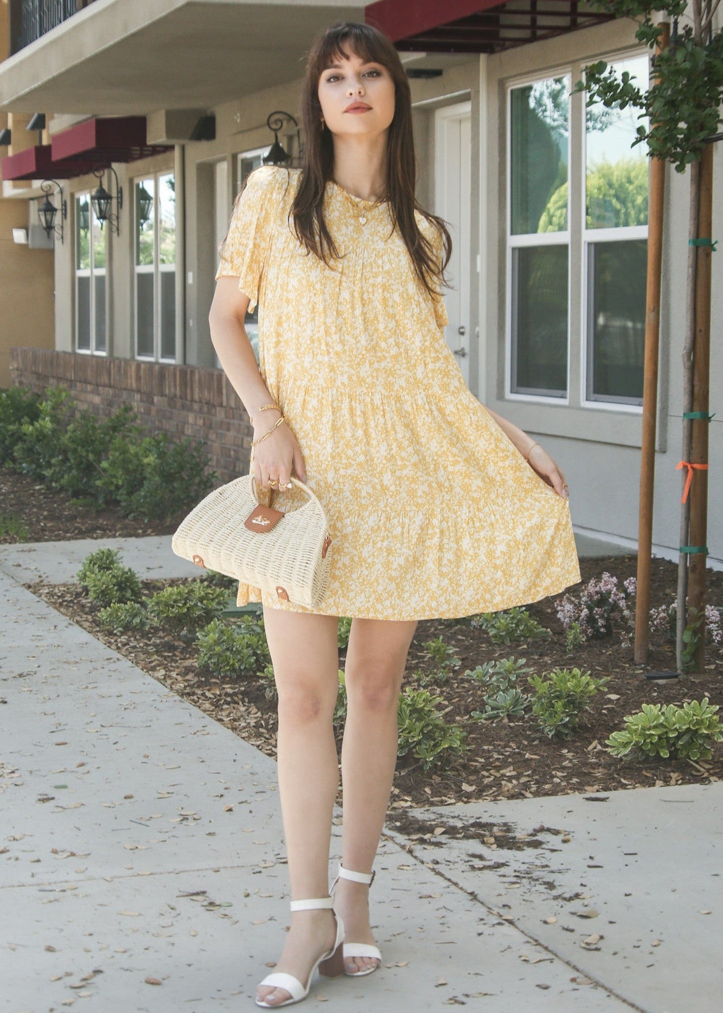 Round Neck Floral Shift Dress