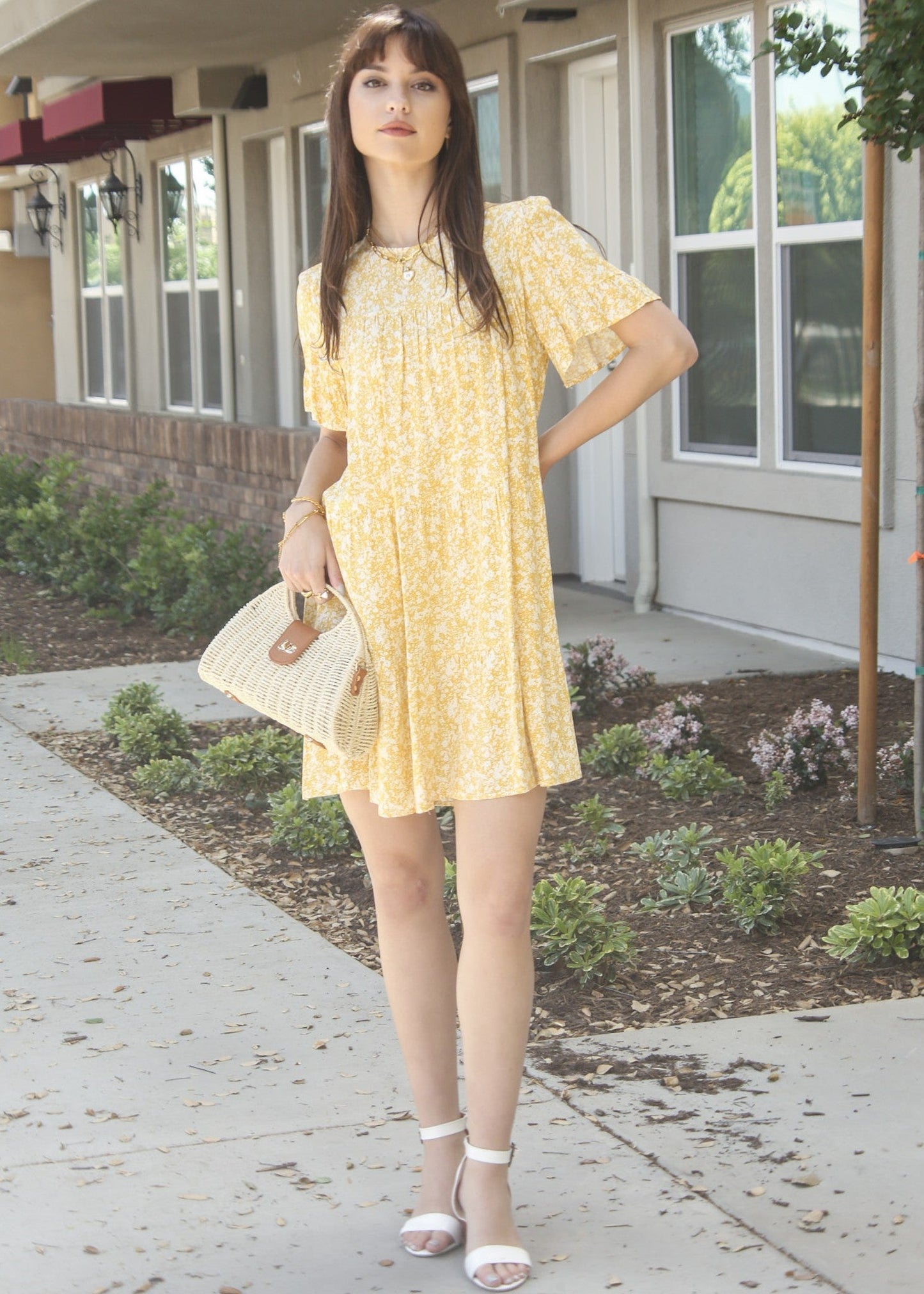 Round Neck Floral Shift Dress