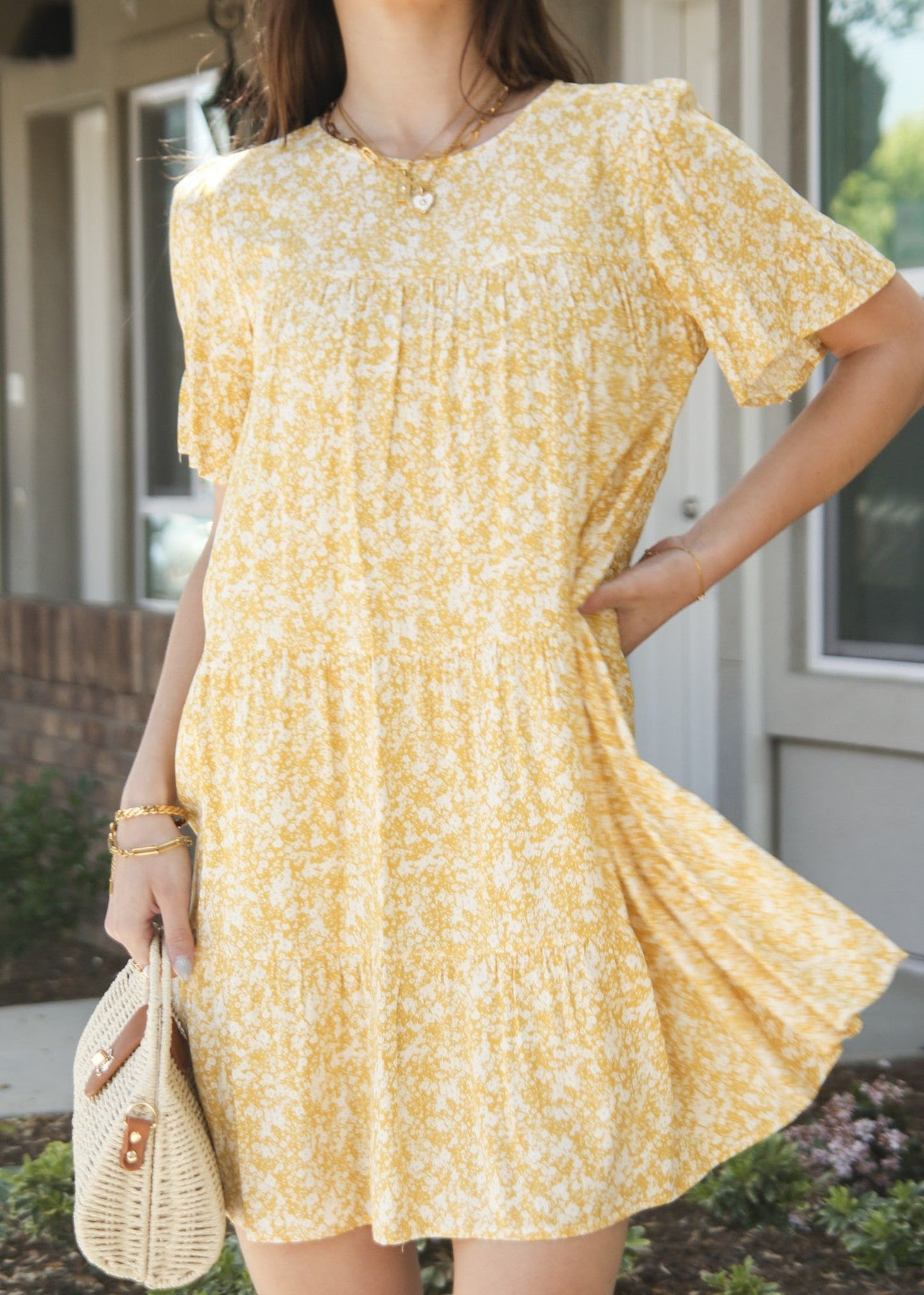 Round Neck Floral Shift Dress