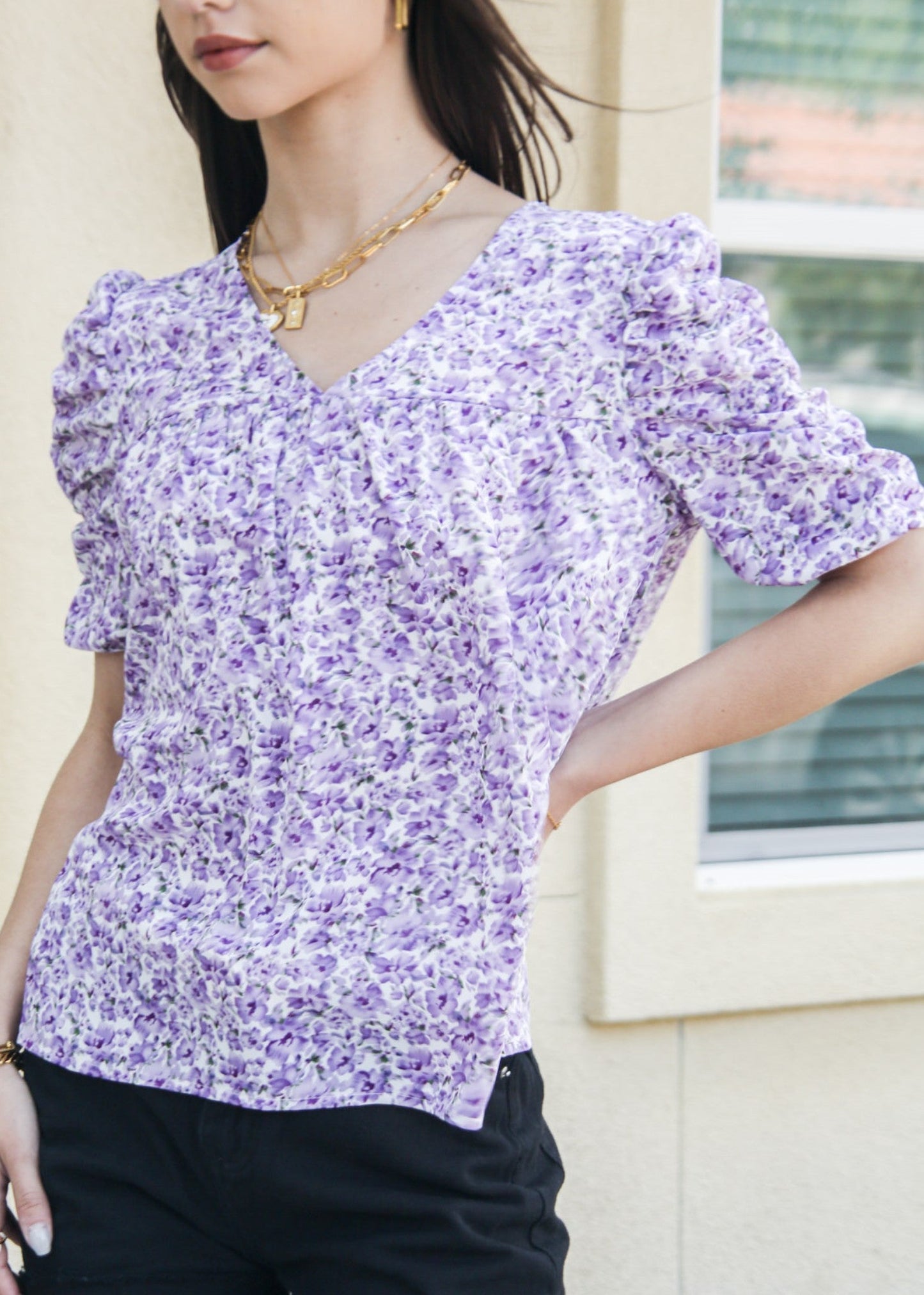 V Neck Ruched Sleeve Shirt