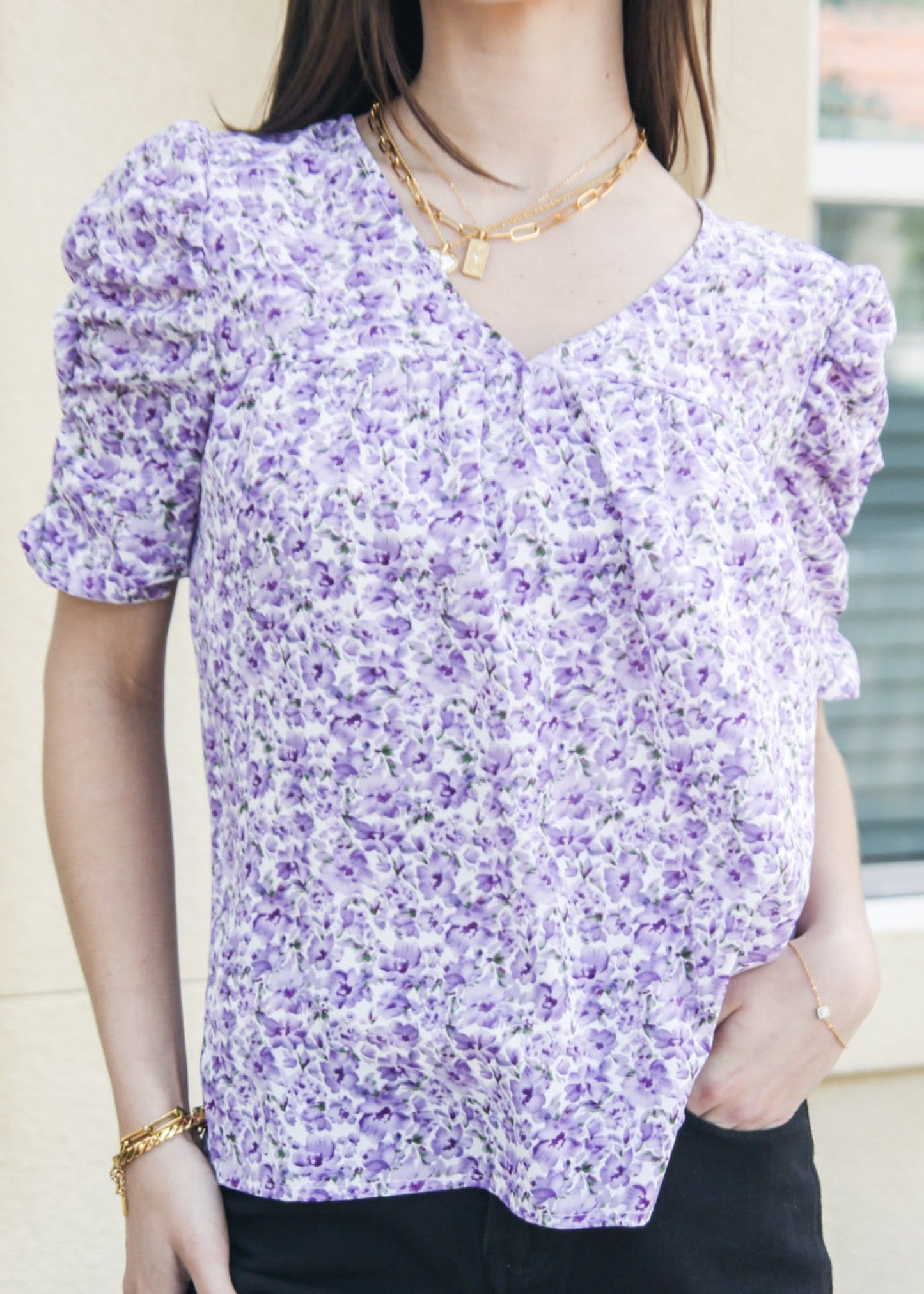 V Neck Ruched Sleeve Shirt