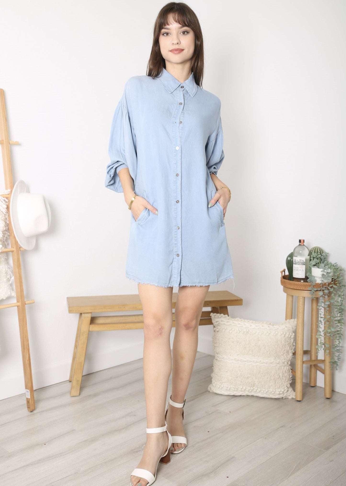 Pleated Back Frayed Hem Shirt