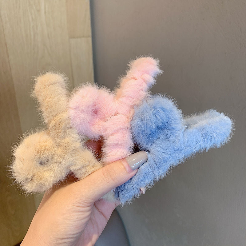 Soft & Fluffy Simple Hair Claw