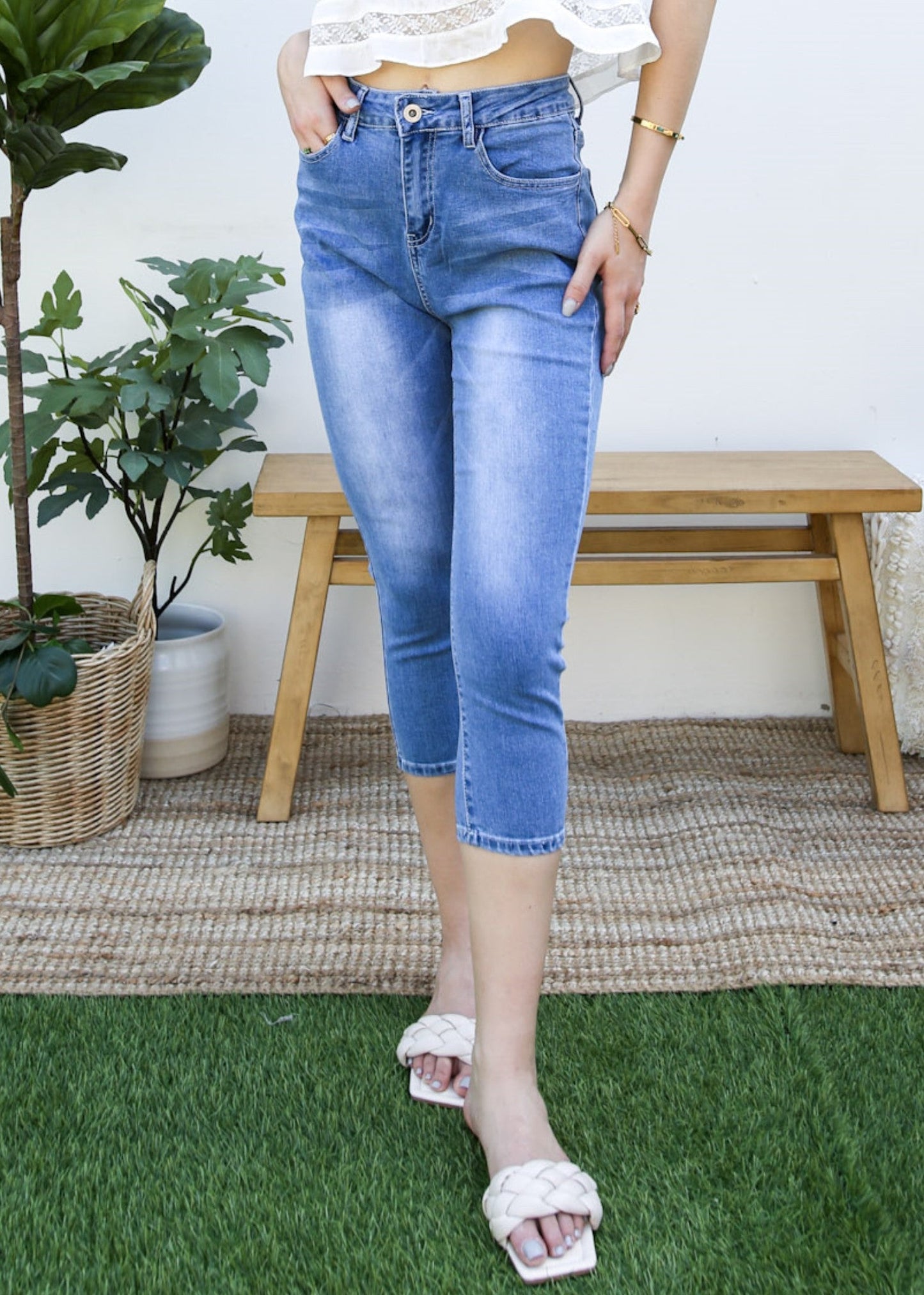 Slim Fit Capris Boyfriend Jeans