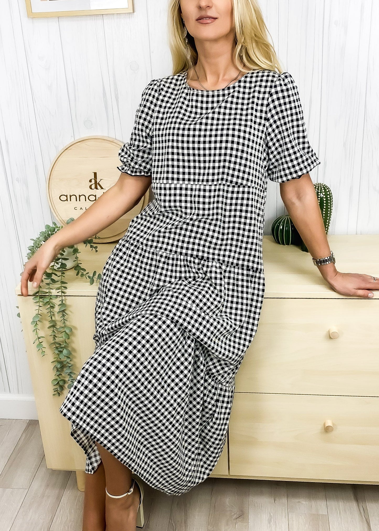 Soft Dot Print Short Sleeve Maxi Dress