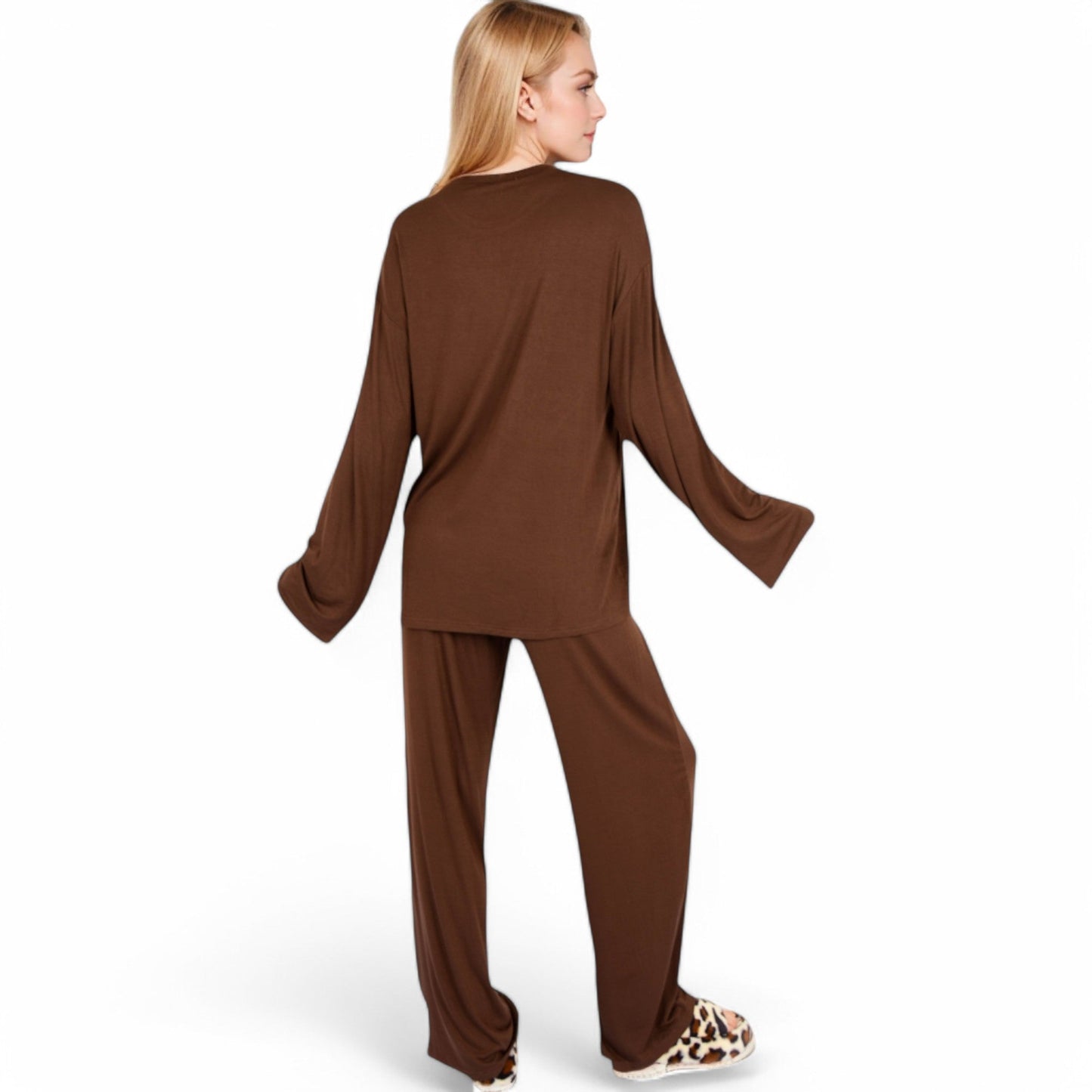 Minimalist Lounge Set with Long Sleeve Oversized Top and Wide-Leg Pants