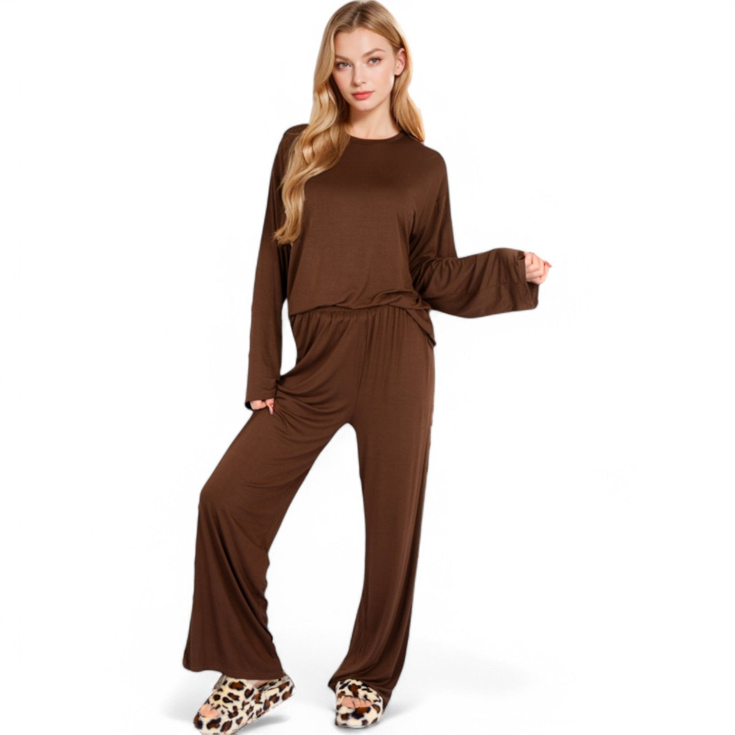 Minimalist Lounge Set with Long Sleeve Oversized Top and Wide-Leg Pants