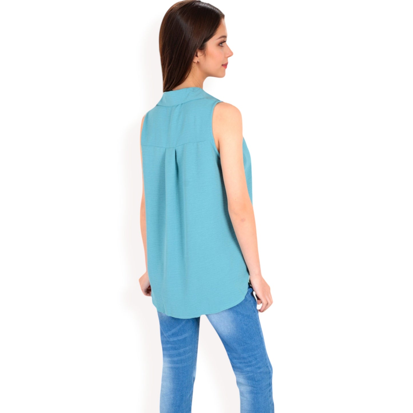 Sleeveless Button-Down Collared Top with Lightweight Textured Fabric and Classic Design