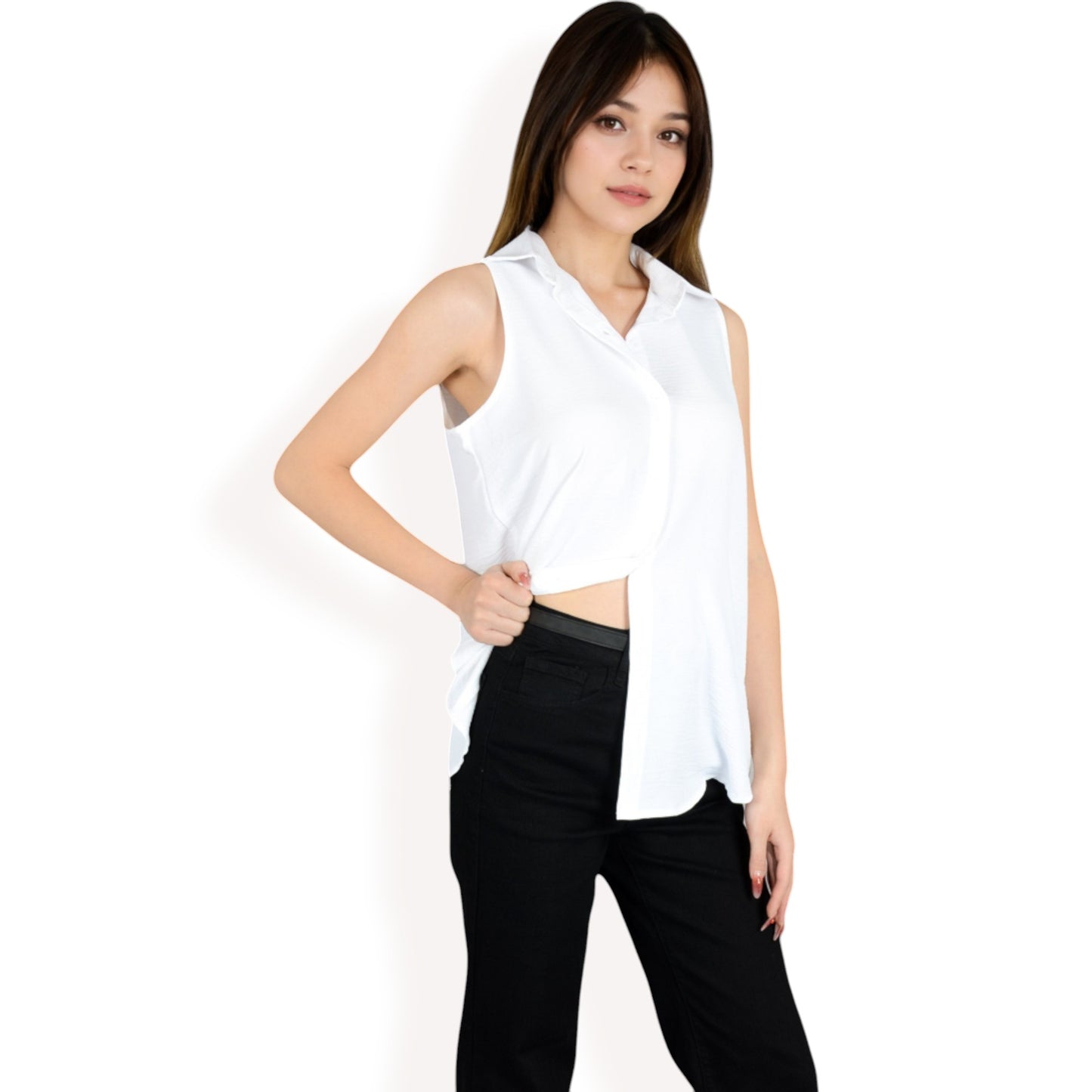 Sleeveless Button-Down Collared Top with Lightweight Textured Fabric and Classic Design