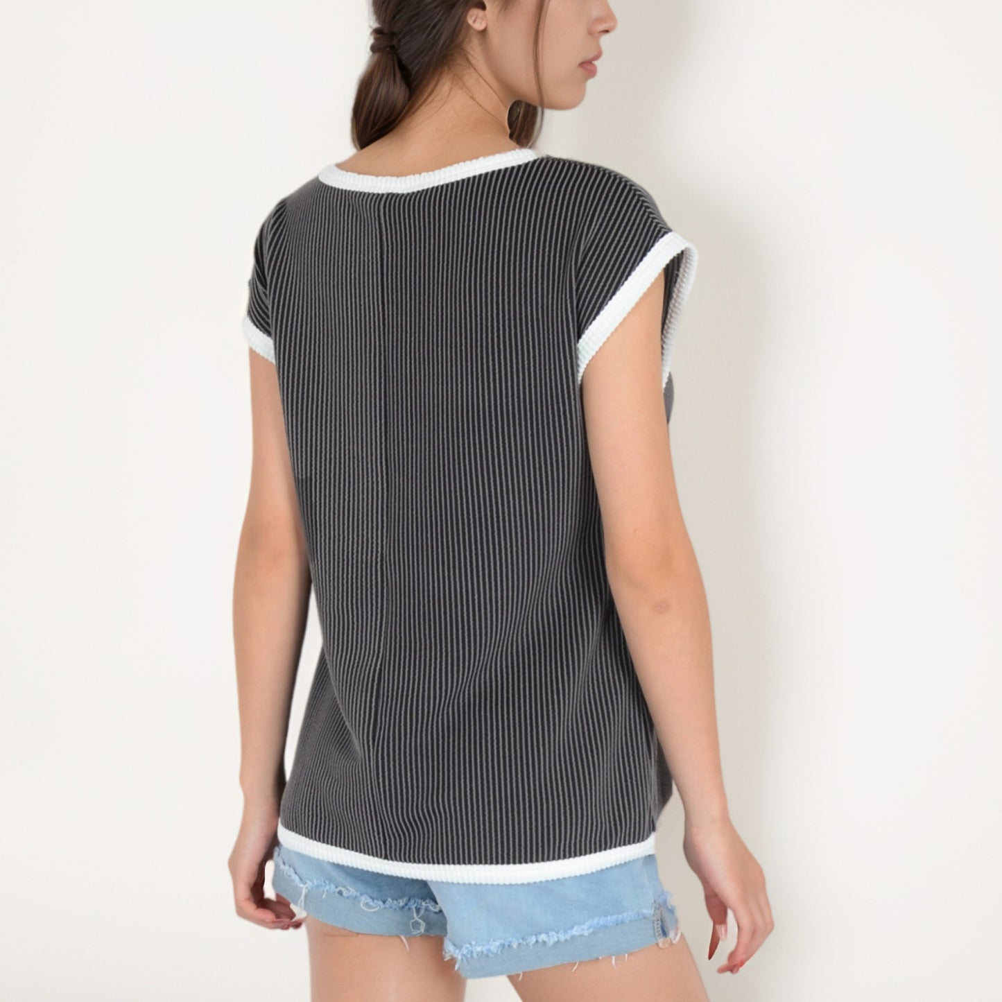 Sleeveless Striped Knit Top with Contrast Trim and Chest Pocket Detail