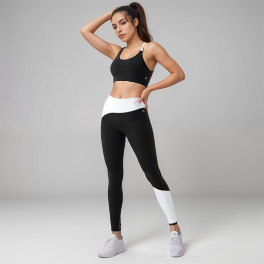 Women's Scoop Neck Sports Bra with Double Strap Design