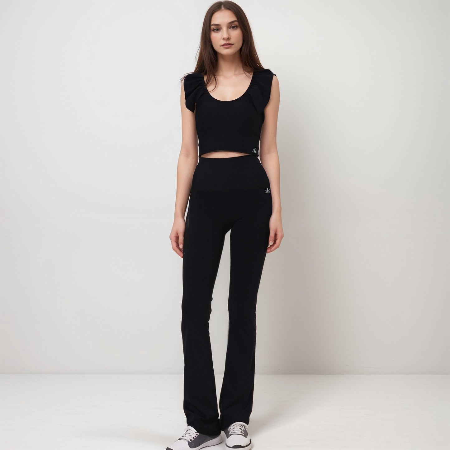 Active Women's Ribbed Scoop Neck Crop Top with Flutter Shoulder Details and Seamless Fitted Design
