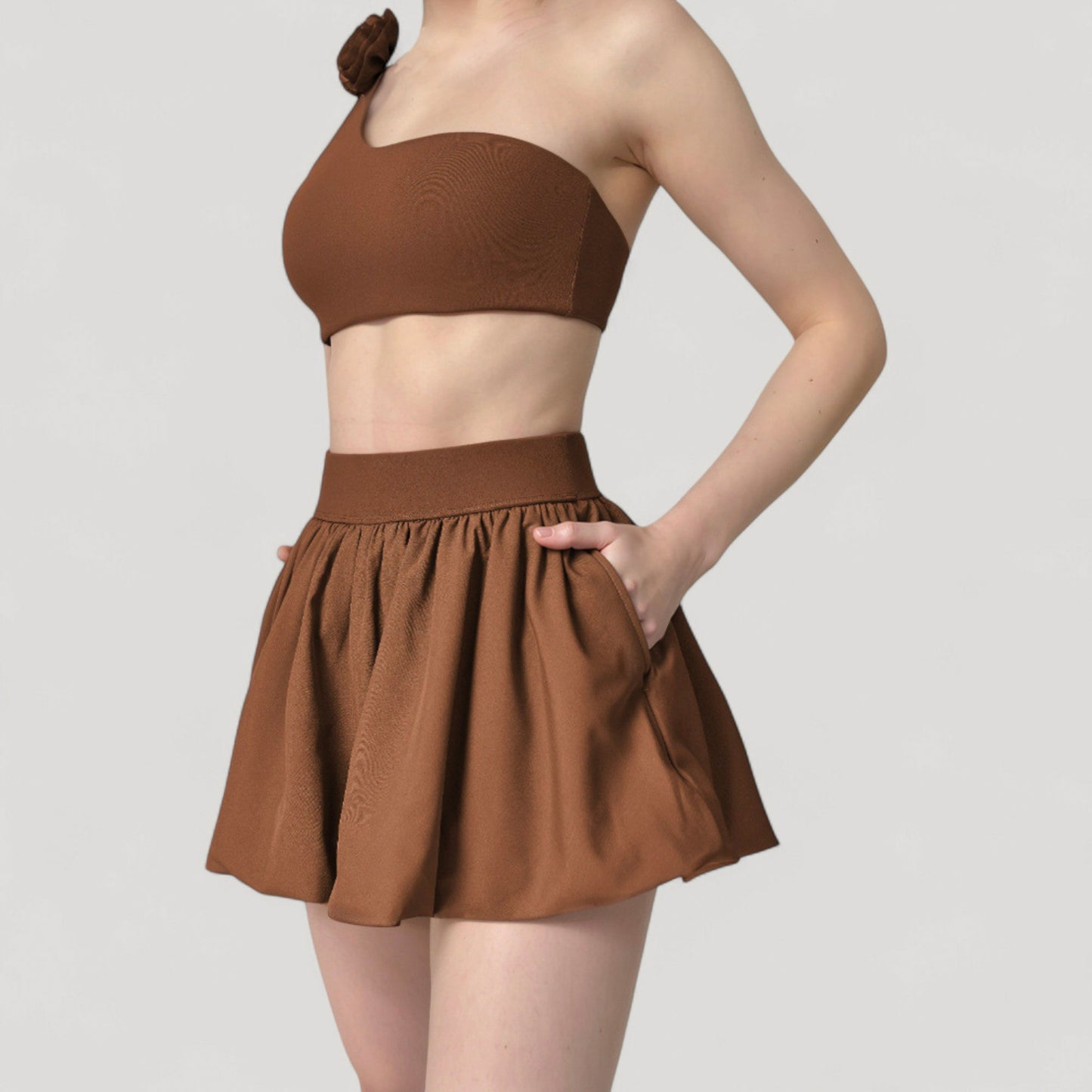 Women's High Waist Pleated Mini Skirt with Wide Waistband and Side Pockets