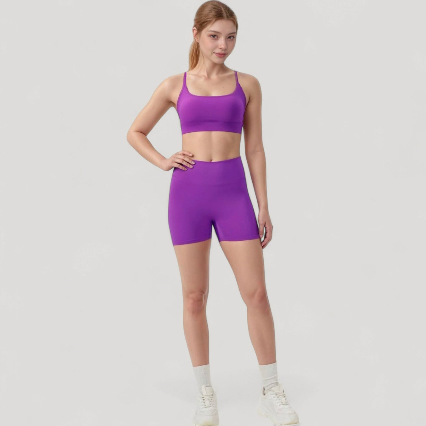 Scoop Neck Sports Bra with Adjustable Spaghetti Straps Removable Padding Stretch Fabric for Low Impact Activity