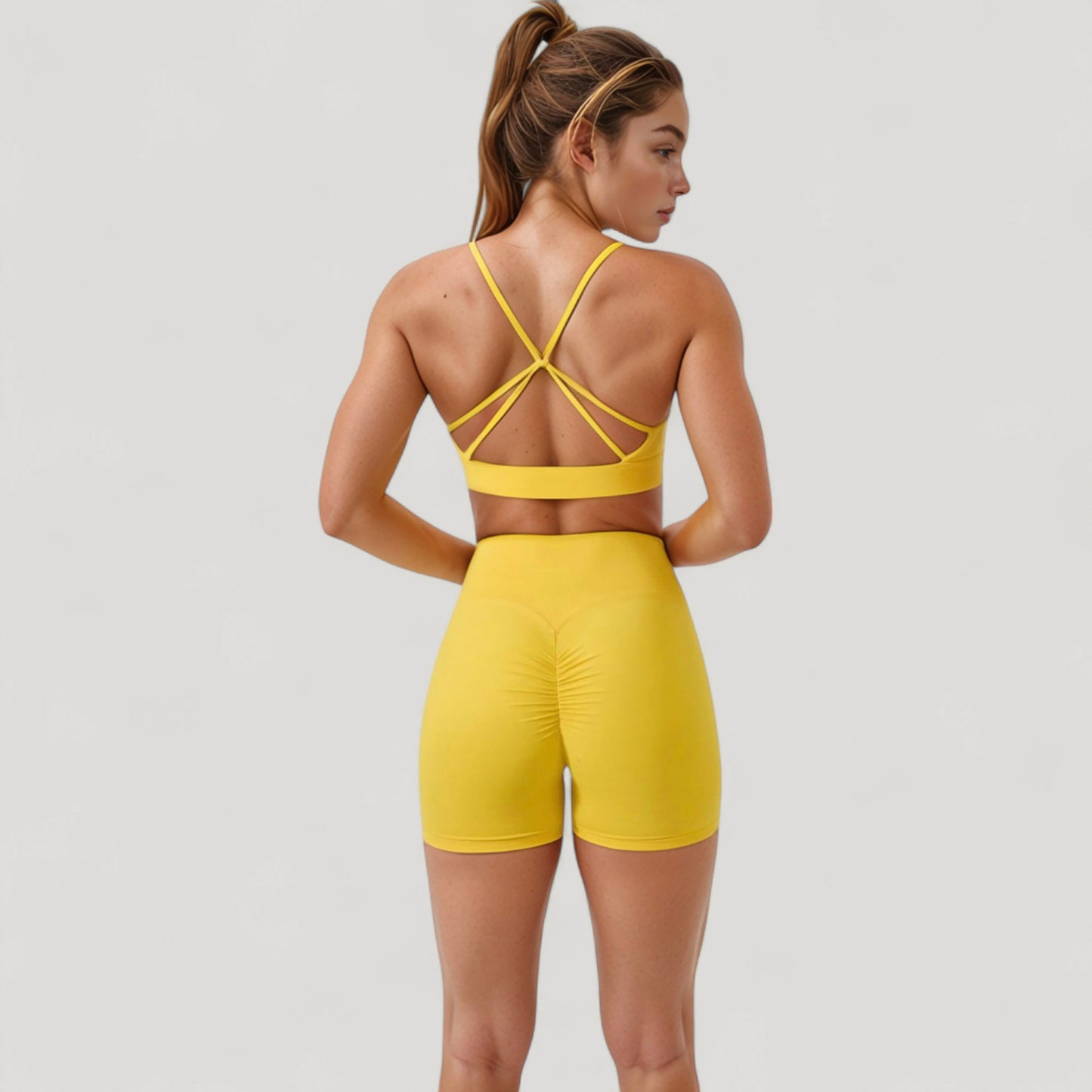 Scoop Neck Sports Bra with Adjustable Spaghetti Straps Removable Padding Stretch Fabric for Low Impact Activity