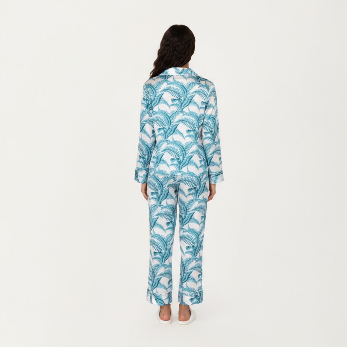 2-Piece Set Long Sleeve Button Front Pajama Set with Tropical Leaf Print and Soft Silky Fabric for Relaxed Comfort