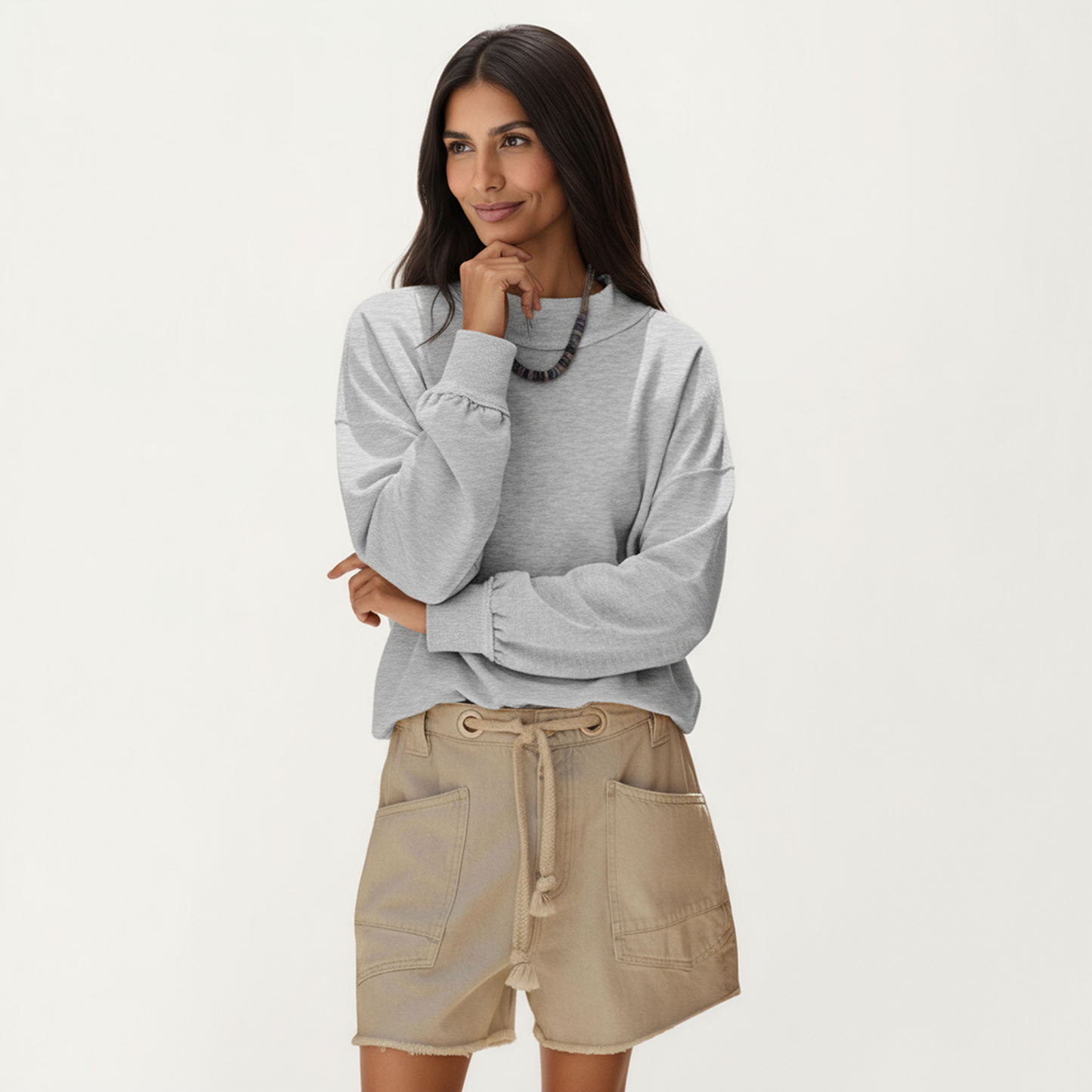 Long Sleeve Crew Neck Pullover Top with Relaxed Fit and Ribbed Cuffs
