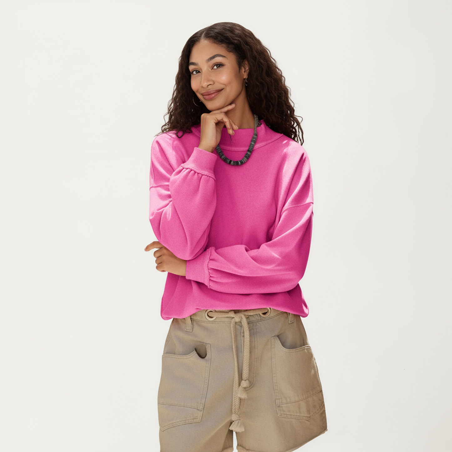 Long Sleeve Crew Neck Pullover Top with Relaxed Fit and Ribbed Cuffs