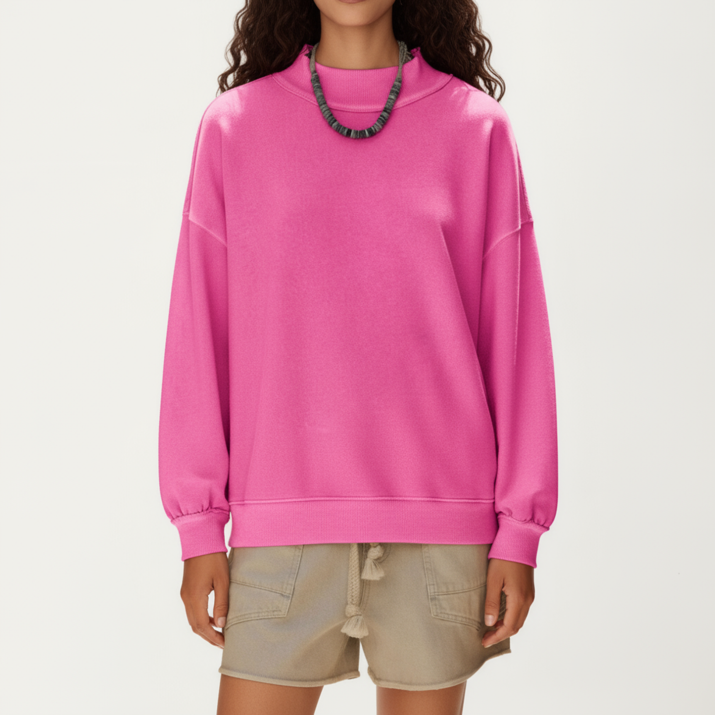 Long Sleeve Crew Neck Pullover Top with Relaxed Fit and Ribbed Cuffs