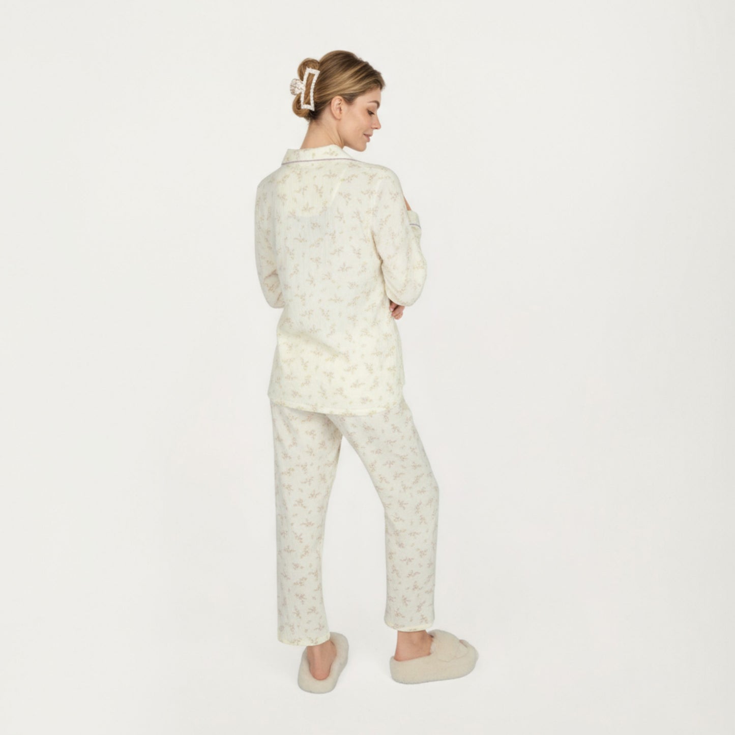 2-Piece Set Long Sleeve Button Front Top and Relaxed Fit Pants Pajama Set with Floral Print