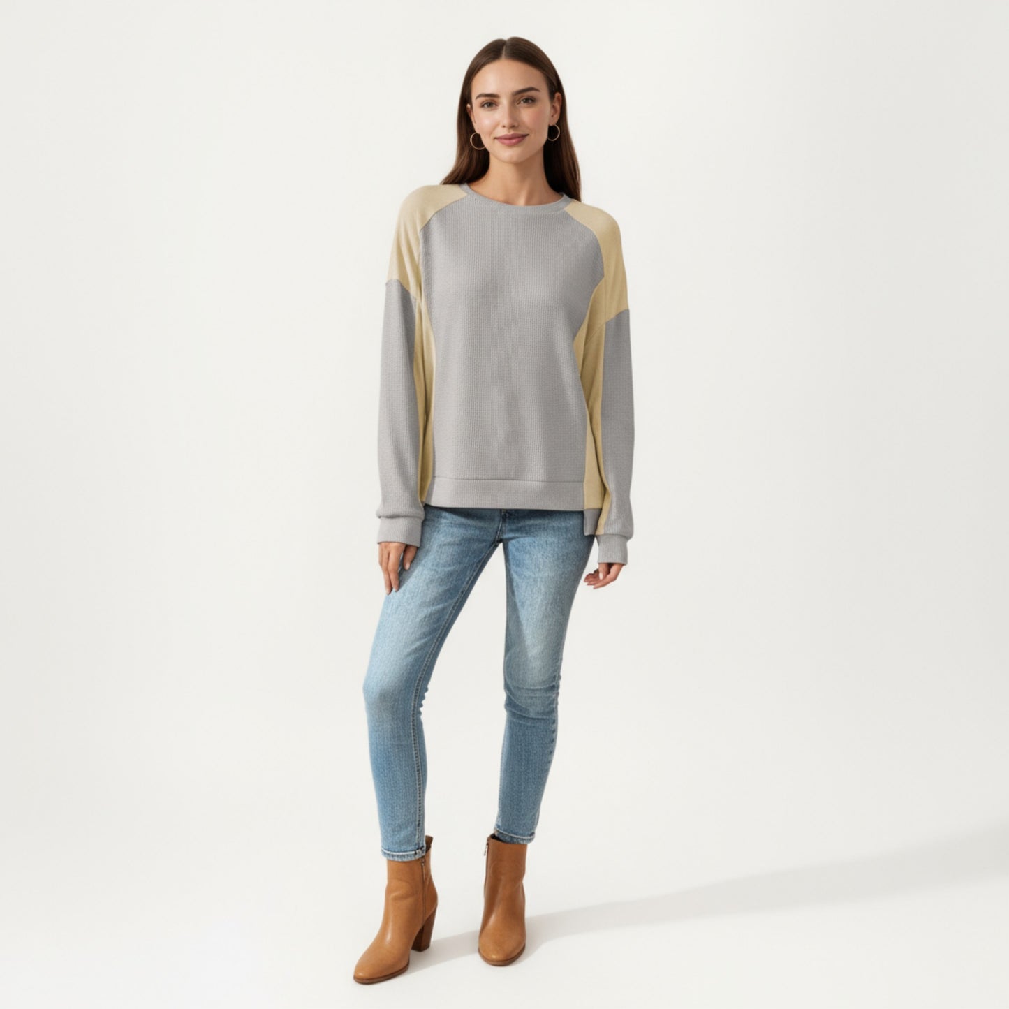 Long Sleeve Colorblock Pullover Top with Crew Neck and Relaxed Fit