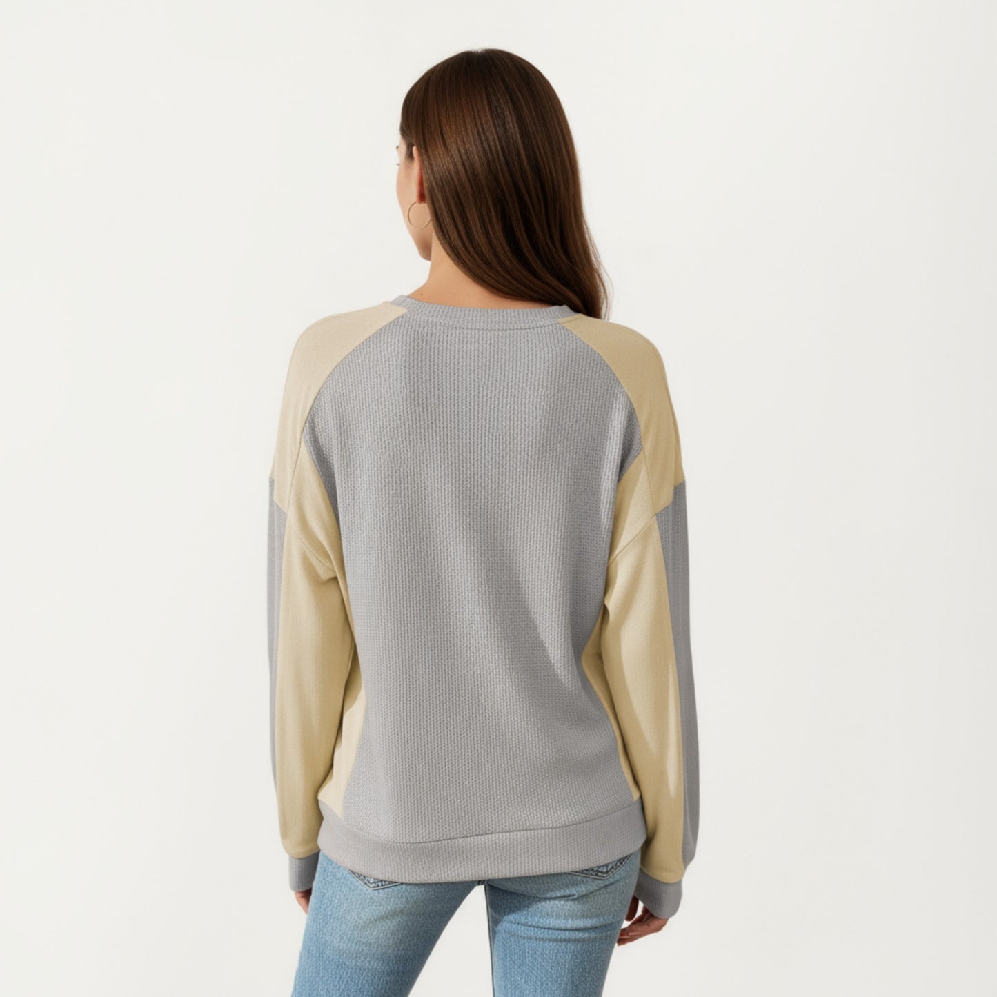 Long Sleeve Colorblock Pullover Top with Crew Neck and Relaxed Fit