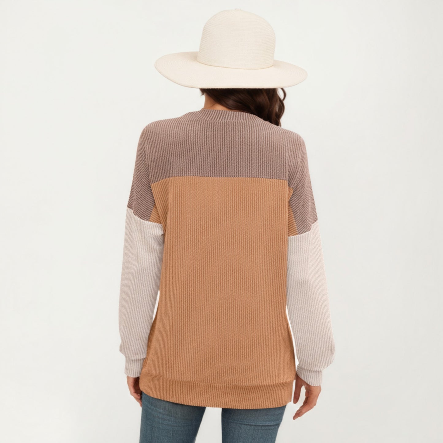 Long Sleeve Colorblock Pullover Top with Crew Neck and Relaxed Fit