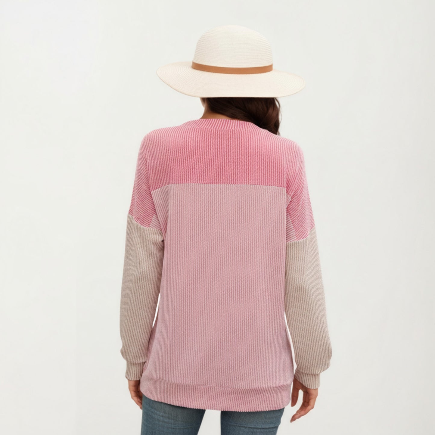 Long Sleeve Colorblock Pullover Top with Crew Neck and Relaxed Fit