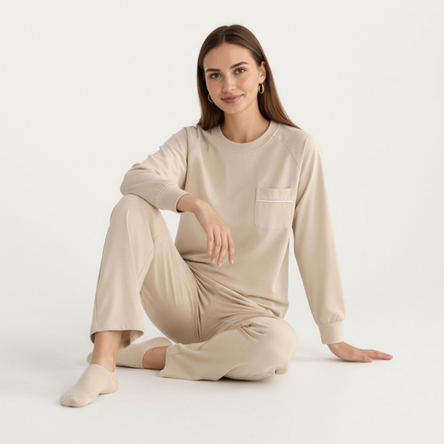 2-Piece Set Long Sleeve Top with Front Pocket and Relaxed Fit Lounge Pants