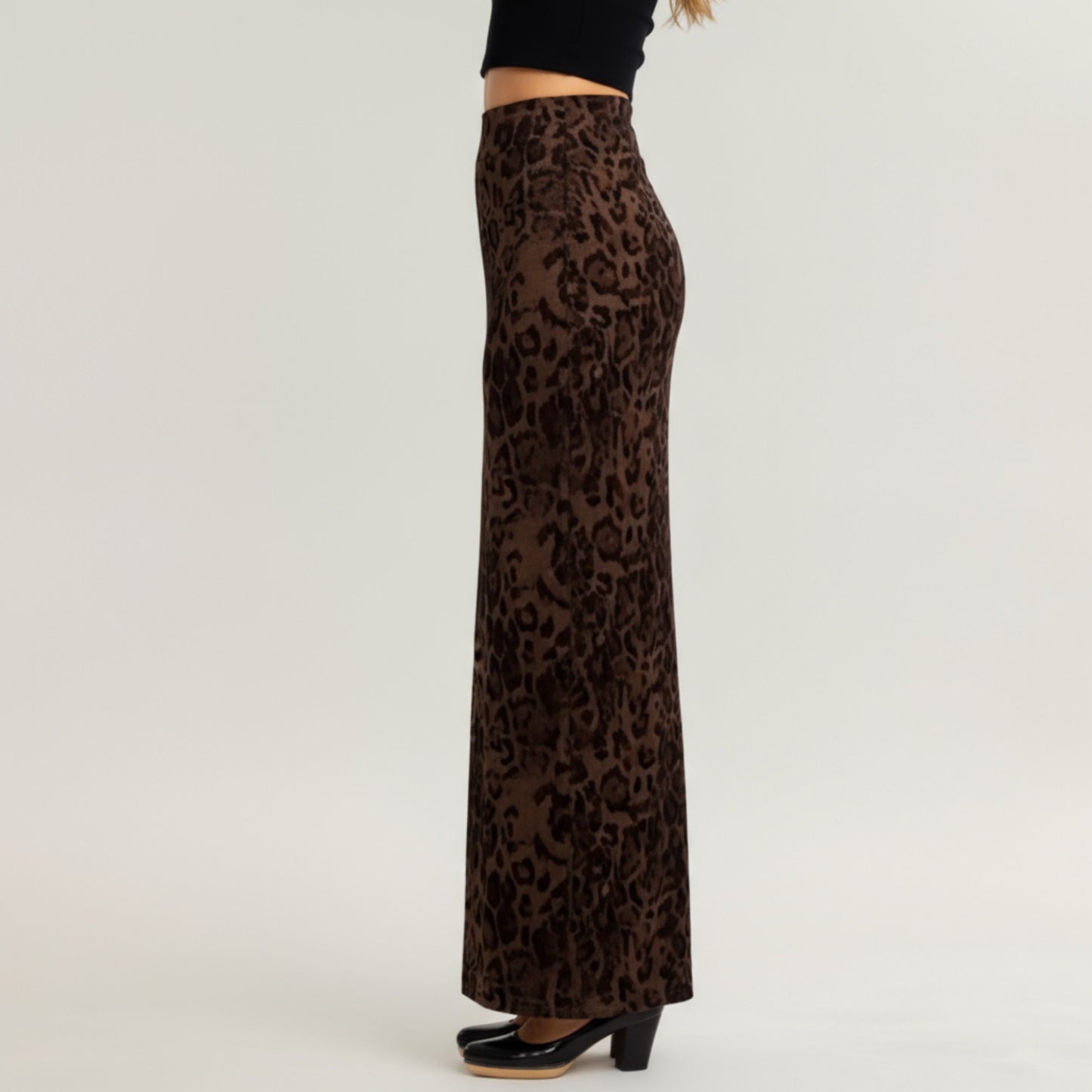 Leopard Print Maxi Skirt with Smooth Stretch Fabric, Soft Straight Silhouette and Clean High Waist Fit for Effortless Movement